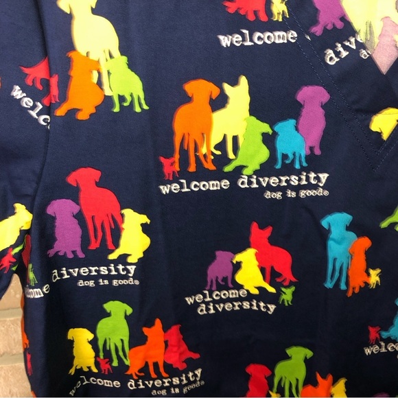 Cherokee Diversity Dog Print Scrub Top - Picture 4 of 9